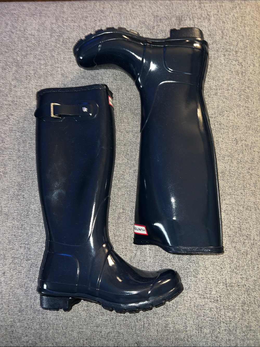 Hunter Tall Rain Boots in Navy with Red Logo Trim NWOT 7 - Picture 5 of 13